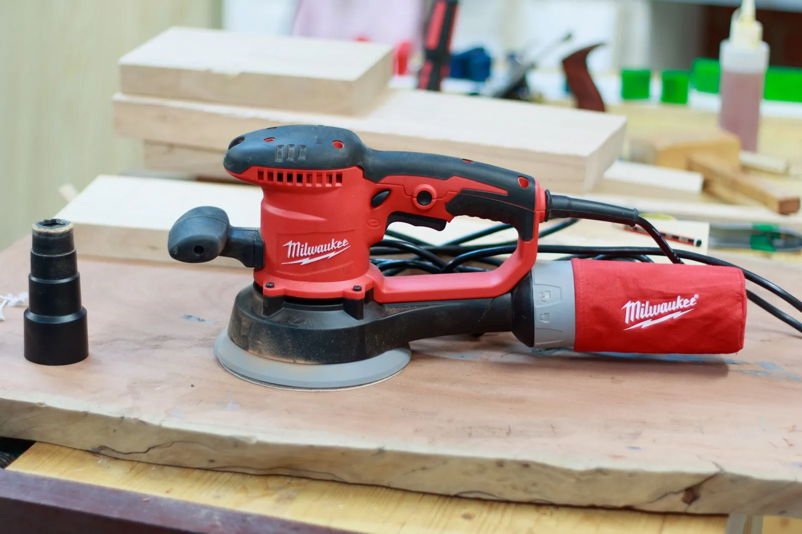 Milwaukee 150mm store orbital sander